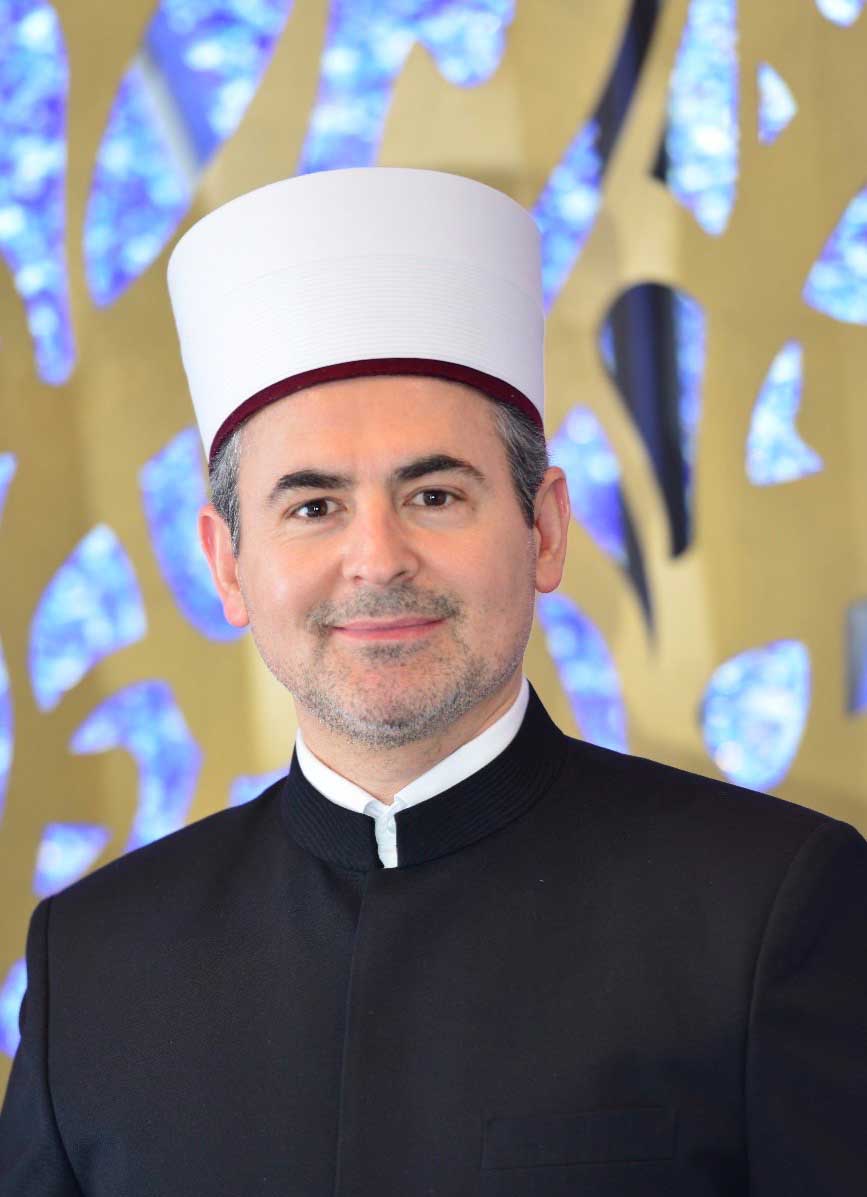 Penzberg en ébullition : L&rsquo;Imam Idriz condamne les généralisations de Merz sur l&rsquo;égalité féminine