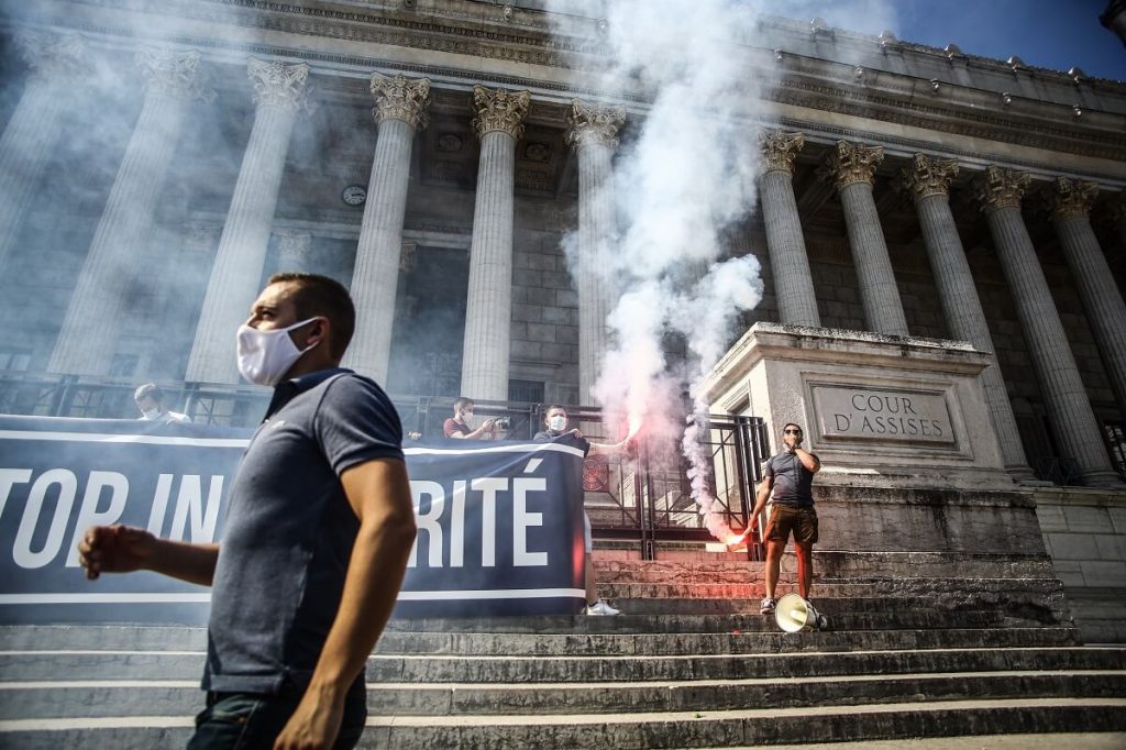 Turin : L&rsquo;extrême droite et les défenseurs d&rsquo;un projet inclusif s&rsquo;affrontent en plein centre-ville